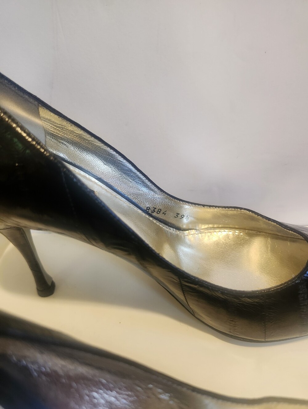 NWT Dolce & Gabbana Black Eelskin Pointed Toe Stiletto Pumps Sz.9/9.5 Ret.$795 - Picture 8 of 10